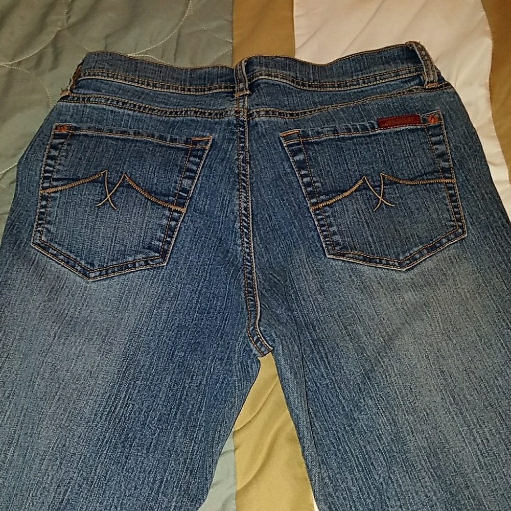 Jeans - Picture 3 of 3